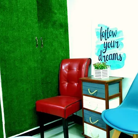 Transit Point Hostel Mactan Cebu